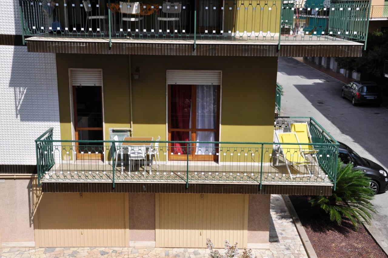 Appartamento Viale Repubblica 329 1 Pietra Ligure Esterno foto